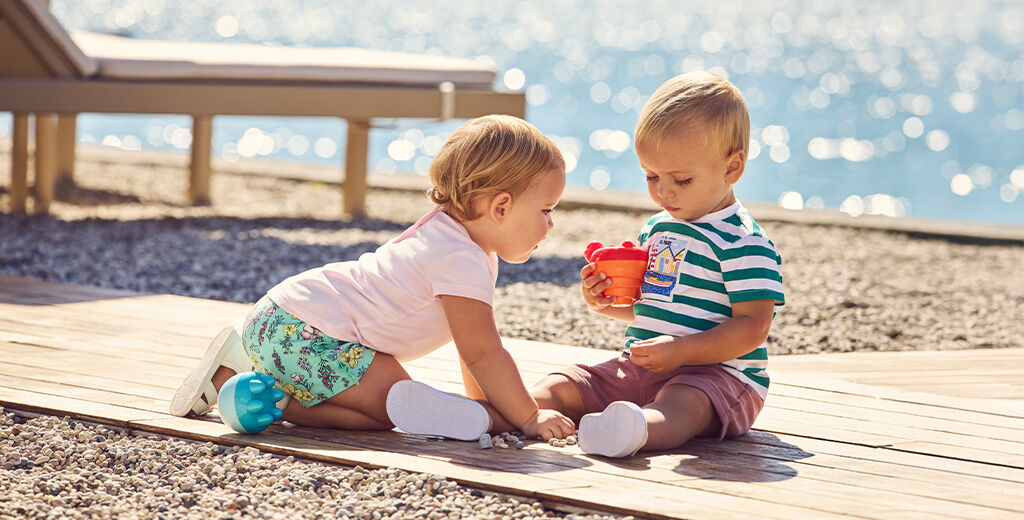 https://www.chicco.de/dw/image/v2/BJJJ_PRD/on/demandware.static/-/Sites-Chicco-Germany-Library/de_DE/dw1a7b12ee/1024x520px-CHICCO_SS26_ANIMATE_14_4946.jpg
